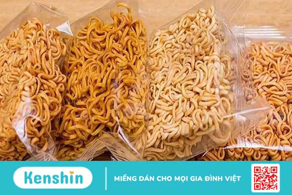 1 gói mì bao nhiêu calo? Ăn mì gói có mập không? Lưu ý khi ăn