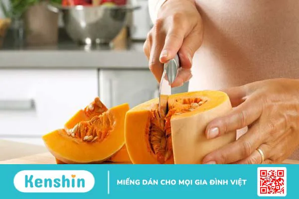 100g bí đỏ bao nhiêu calo? Ăn bí đỏ có béo không và lưu ý khi ăn