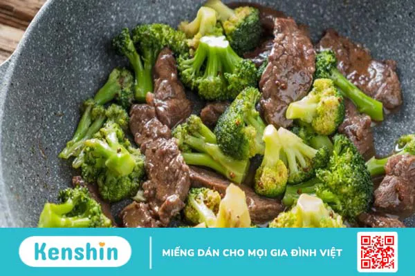 100g bông cải xanh bao nhiêu calo? Ăn bông cải xanh có giảm cân không?