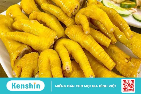 100g chân gà bao nhiêu calo? Ăn chân gà có mập không? Lưu ý khi ăn