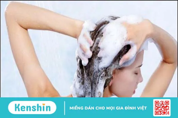 12 Cách gội đầu bằng bia giúp trị gàu, tóc dày, suôn mượt, giảm hư tổn