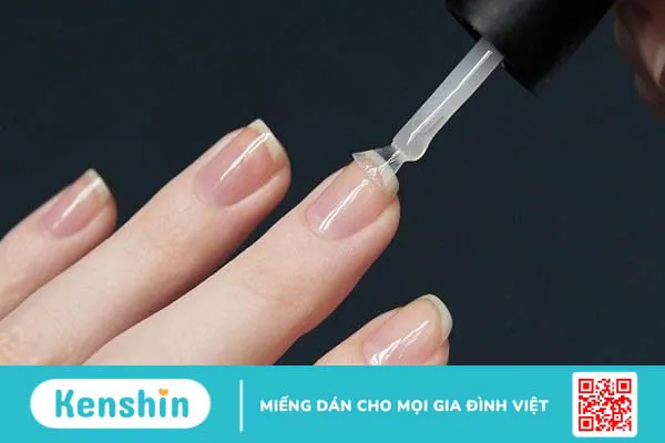 14 mẹo giúp móng tay chắc khỏe bạn nên bỏ túi ngay