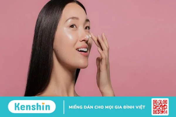 14 sai lầm khi dùng mỹ phẩm ảnh hưởng xấu đến da mà chị em nên tránh