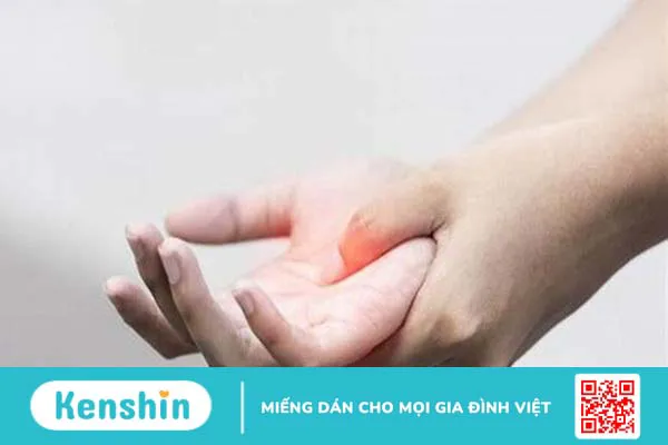 15 tác dụng phụ của hoá trị ung thư, cách chăm sóc bệnh nhân hoá trị