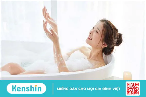 6 cách sử dụng tinh dầu bạc hà để trị đau đầu bạn cần biết