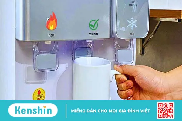 7 lợi ích và các lưu ý khi uống nước buổi sáng mọi người nên biết