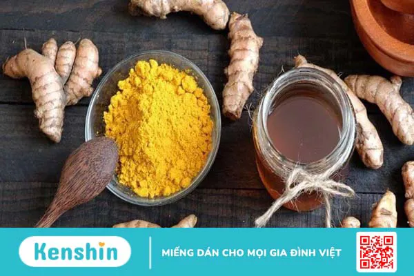 8 cách làm mặt nạ tinh bột nghệ đơn giản. Có nên đắp hàng ngày không?