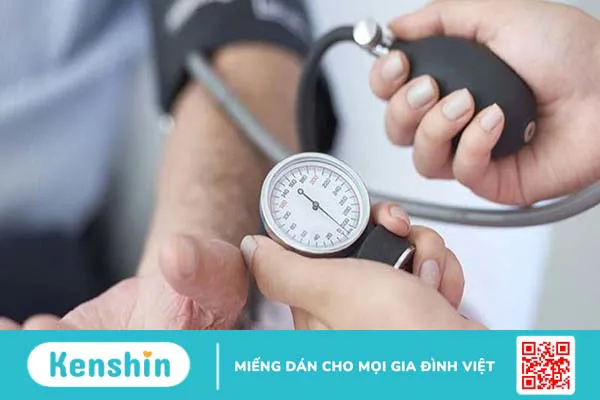 8 loại thức uống bù nước và điện giải khi bị tiêu chảy vào ngày lễ