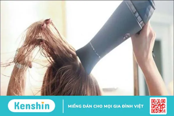 9 cách chăm sóc tóc mùa mưa đơn giản, hiệu quả, không lo hư tổn