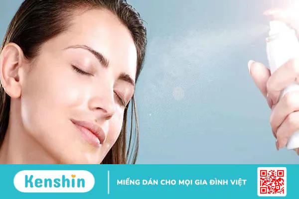 9 cách làm xịt khoáng tại nhà đơn giản giúp da nàng luôn ẩm mềm, rạng rỡ