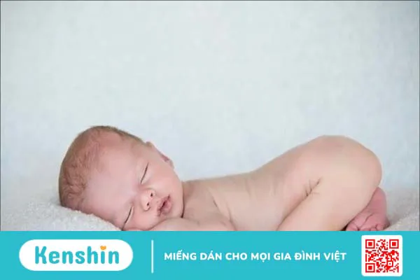 9 mẹo dân gian hỗ trợ chữa méo đầu ở trẻ sơ sinh hiệu quả