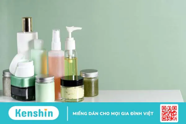 9 nguyên nhân dùng kem dưỡng ẩm bị nổi mụn và cách khắc phục hiệu quả