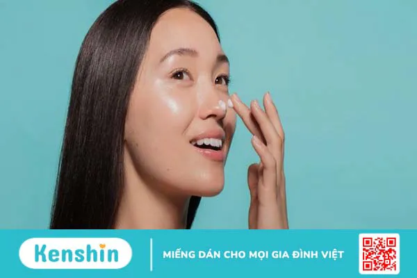 9 nguyên nhân dùng kem dưỡng ẩm bị nổi mụn và cách khắc phục hiệu quả