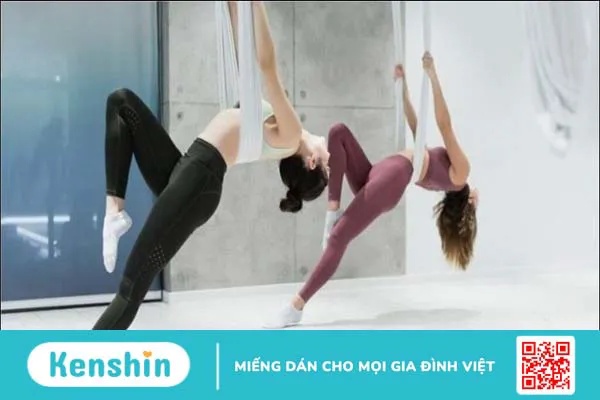 Aerial yoga (yoga bay) là gì? 9 lợi ích của yoga bay đối với sức khoẻ