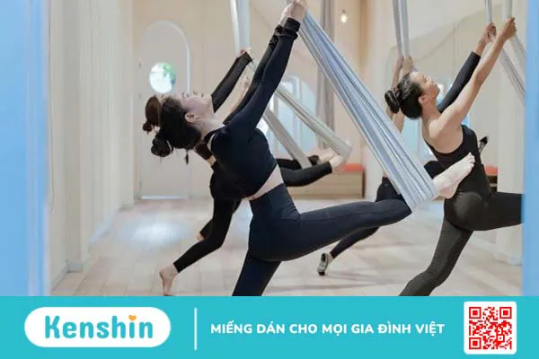 Aerial yoga (yoga bay) là gì? 9 lợi ích của yoga bay đối với sức khoẻ