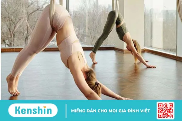 Aerial yoga (yoga bay) là gì? 9 lợi ích của yoga bay đối với sức khoẻ