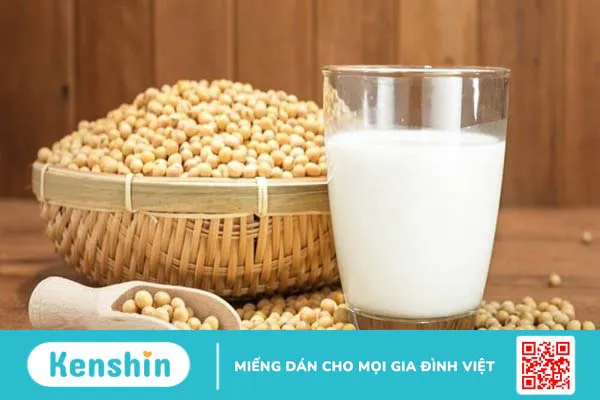 Bà bầu uống sữa đậu nành được không? Có ảnh hưởng giới tính thai nhi?