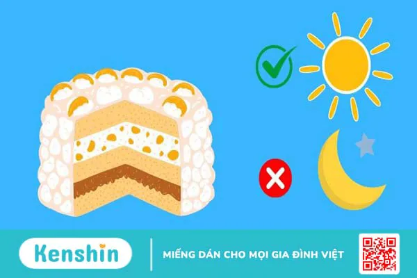 Bánh bông lan trứng muối bao nhiêu calo? Cách ăn hạn chế gây tăng cân