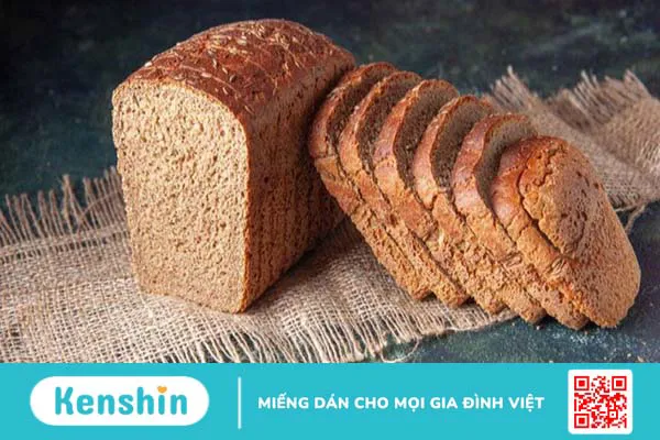 Bánh mì nguyên cám bao nhiêu calo? Ăn bánh mì nguyên cám có béo không?