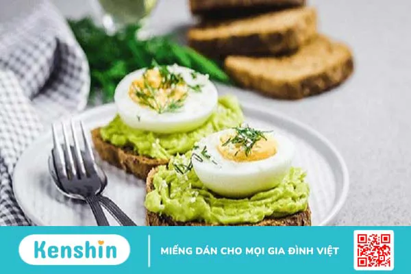 Bánh mì nguyên cám bao nhiêu calo? Ăn bánh mì nguyên cám có béo không?