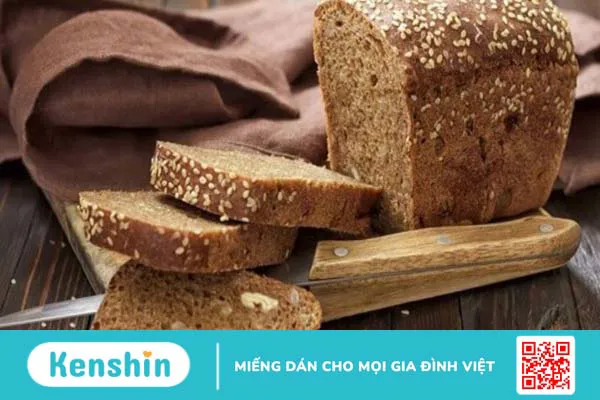 Bánh mì nguyên cám bao nhiêu calo? Ăn bánh mì nguyên cám có béo không?