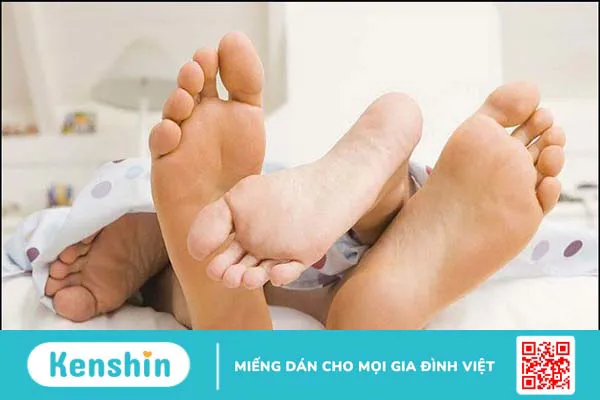 Bị viêm đường tiết niệu có quan hệ được không? Rủi ro, lưu ý cần biết