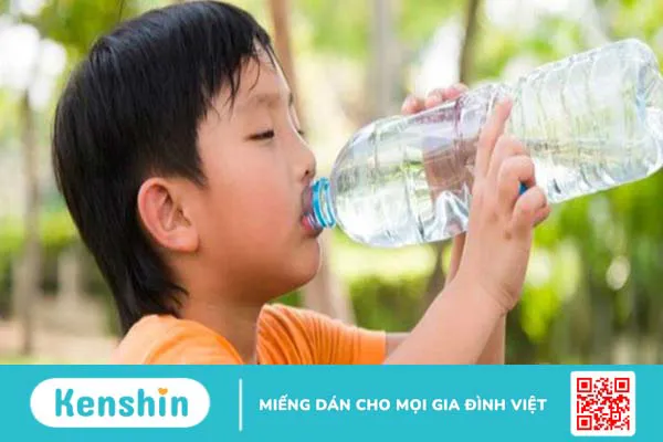 Bố mẹ cần lưu ý gì để đảm bảo sức khỏe và an toàn cho trẻ dịp nghỉ lễ?