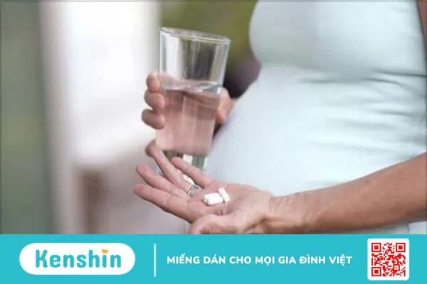 Bổ sung acid folic cho bà bầu khi mang thai, liều lượng và cách dùng