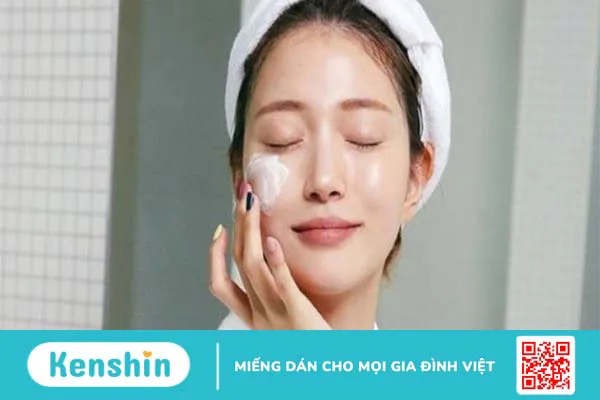 Bôi kem chống nắng trước hay sau kem dưỡng và các lưu ý khi sử dụng