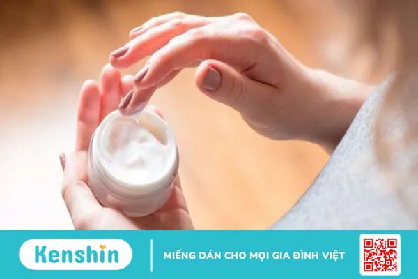 Bôi kem chống nắng trước hay sau kem dưỡng và các lưu ý khi sử dụng