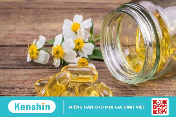 Bôi vitamin E có cần rửa lại không, để qua đêm được không?