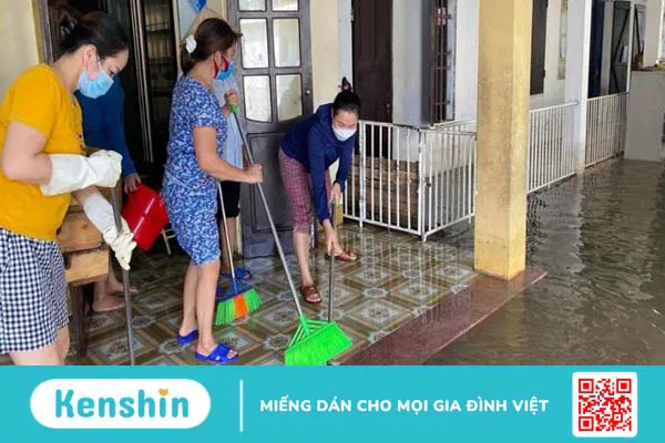 Các cách phòng chống dịch bệnh mùa bão lụt, mưa lũ bạn nên biết!