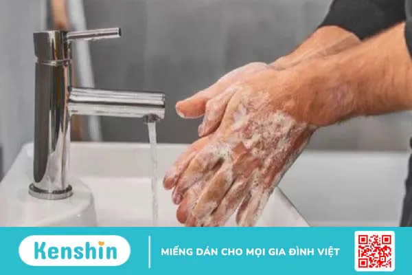 Các dấu hiệu bị nhiễm giun sán chó mèo không nên chủ quan!