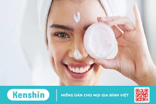 Các hoạt chất không dùng chung với Serum Vitamin C và lưu ý