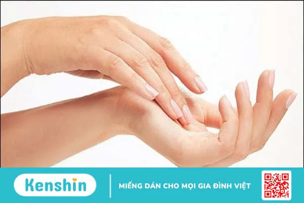 Cách dùng dầu tẩy trang làm sạch sâu cho da hiệu quả không nổi mụn