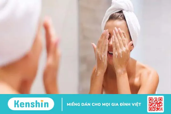 Cách dùng dầu tẩy trang làm sạch sâu cho da hiệu quả không nổi mụn