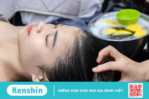 Cách gội đầu bằng bồ kết tại nhà giúp trị rụng tóc, nhanh dài