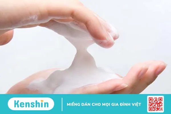 Cách gội đầu đúng cách, chuẩn salon giúp giảm gãy rụng