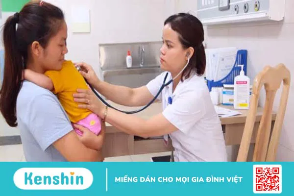 Cách phân biệt bệnh sốt xuất huyết và bệnh tay chân miệng tại nhà