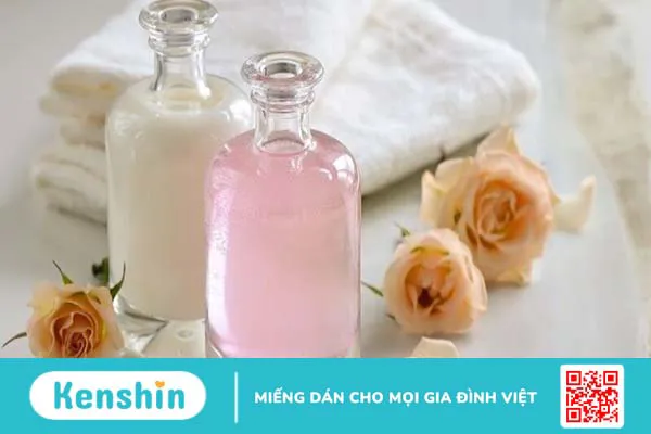 Cách sử dụng toner (nước hoa hồng) hiệu quả trong quy trình dưỡng da