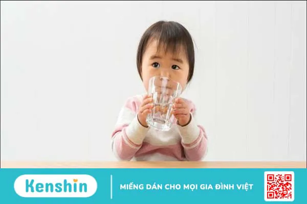 Cách tính lượng nước cần uống mỗi ngày của cơ thể và lưu ý khi uống