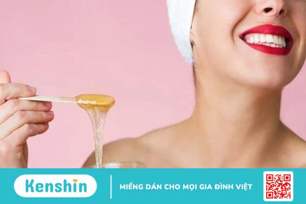 Có nên sử dụng mật ong manuka trị mụn không?