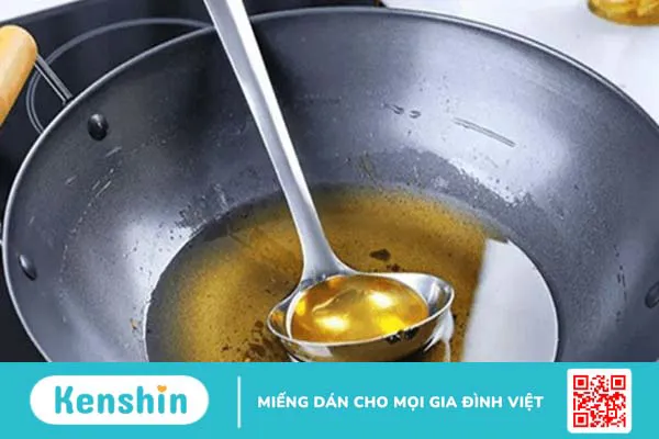 Dầu ăn bao nhiêu calo? Ăn dầu ăn có béo không? Lưu ý khi dùng dầu ăn