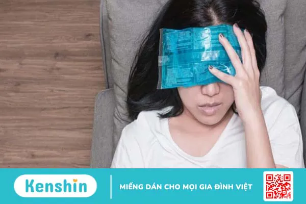 Đau đầu sau tiêm vắc-xin Covid-19 phải làm sao?