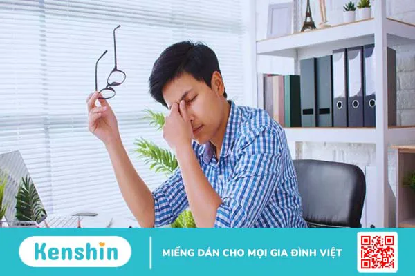 Đeo kính cận bị nhức đầu: Tìm hiểu ngay 6 nguyên nhân sau