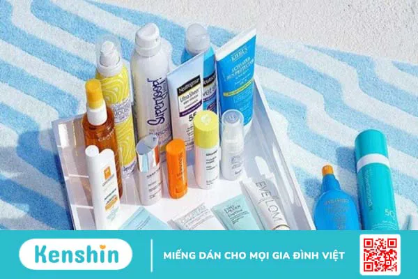 Dùng kem chống nắng bị mụn? 7 nguyên nhân gây mụn và cách khắc phục