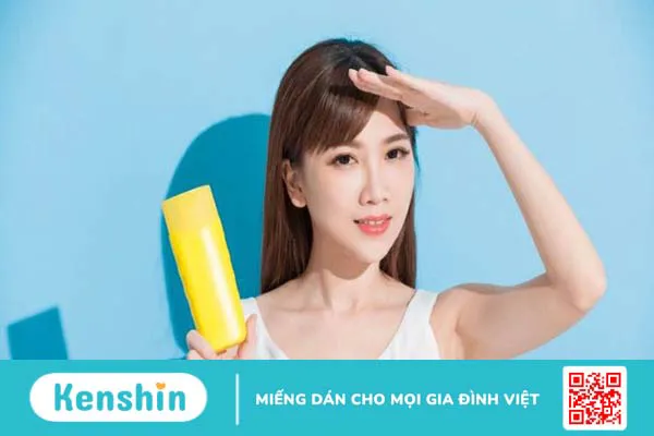 Dùng kem chống nắng cho tóc liệu có cần thiết? Cách chống nắng cho tóc