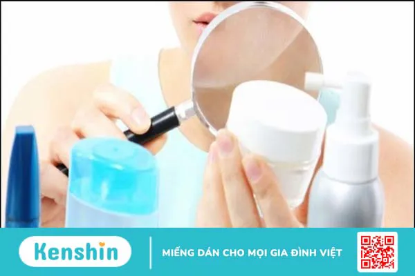 Dưỡng ẩm cho da dầu mụn có cần thiết không? Cách dưỡng ẩm đúng cách