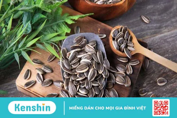 Hạt hướng dương bao nhiêu calo? Ăn hạt hướng dương có béo không?