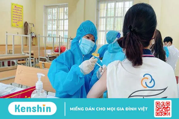 Hiểu đúng về sốc phản vệ sau khi tiêm Vaccine ngừa COVID-19